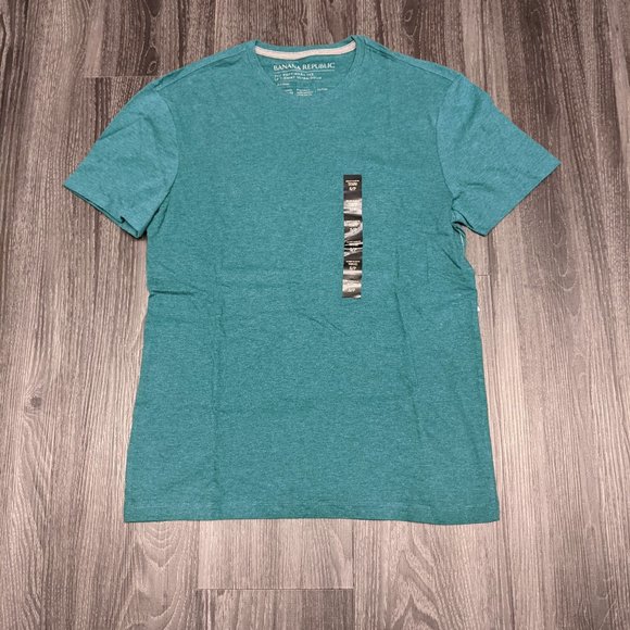 Banana Republic Soft Wash T-Shirt - Picture 2 of 4